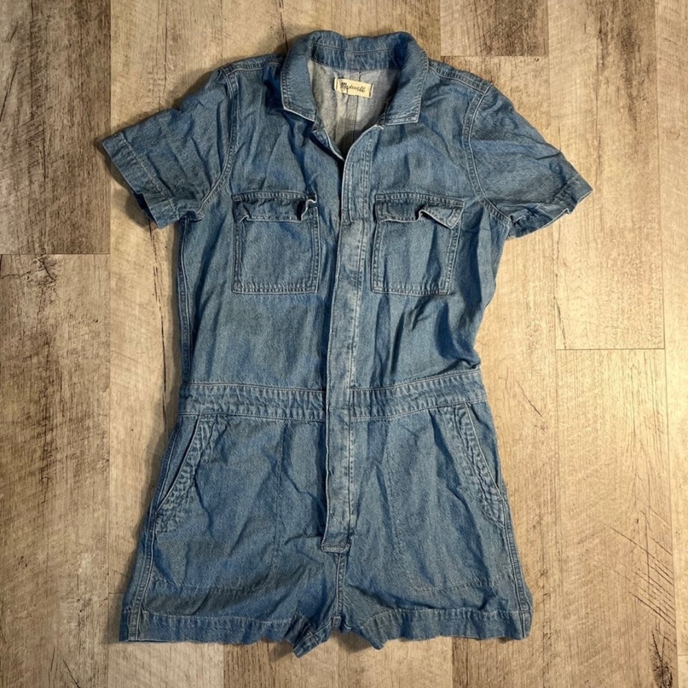 Madewell denim jean shorts romper short sleeve